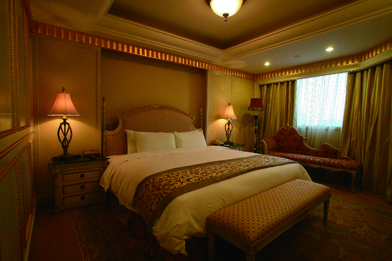Best Western New Century Hotel Shanghai Room photo